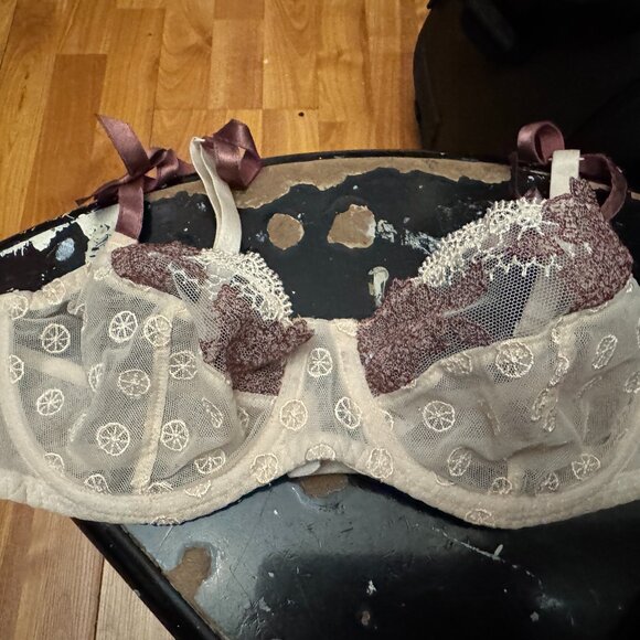 Aubade Lace & Tulle Bra in Ivory with Plum Detail – Size 34B - Picture 2 of 8
